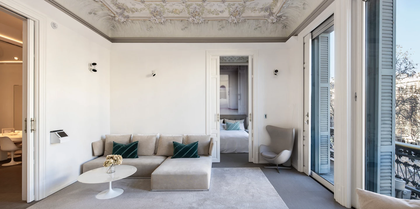 1679315558-Luxury property Barcelona passeig de gracia apartment France living rooms.webp